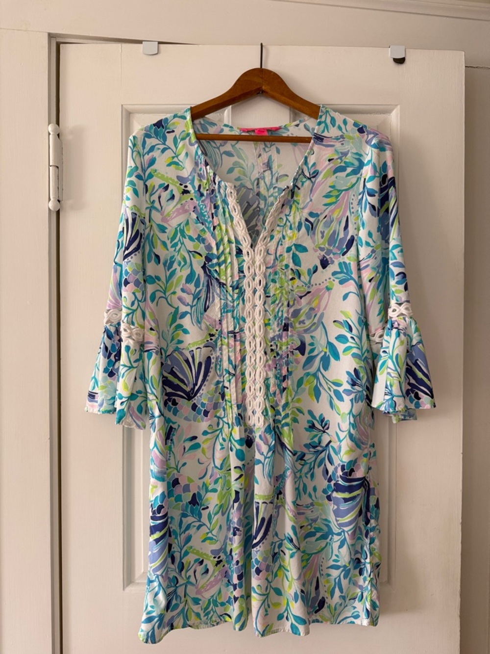 Lilly Pulitzer Blue, Aqua & Mint Floral Tunic cover up medium